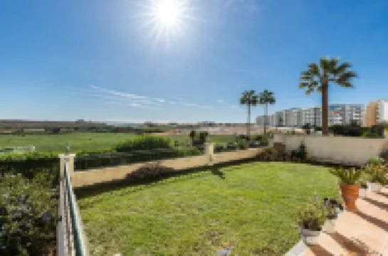 비치 프론트 뷰 아르마카오 데 페라 플랫, 테라스 있음