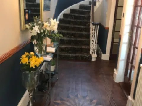 ブルームロッジ ラーグスのホテル