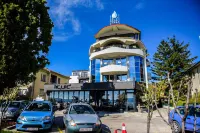 SU Hotel Hotels in Dolno Konjsko