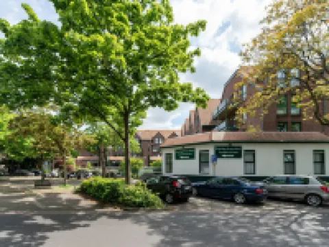 Boardinghouse Burgpark Hoteles en Hurth-Hermulheim