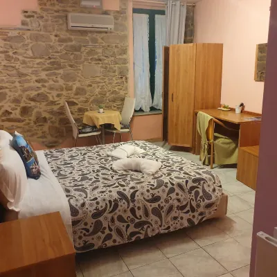 Locanda Dalla Compagnia Hotels near Riomaggiore