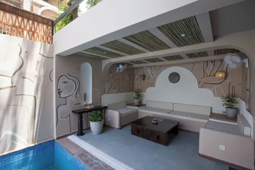 Casa Blanca Lakecity