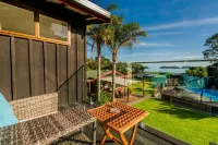 Anglers Lodge Hotels in Coromandel