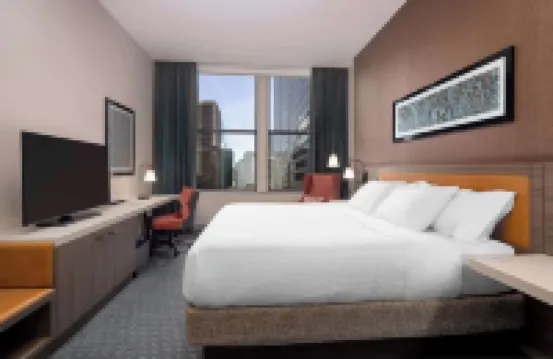 Hilton Garden Inn Chicago Central Loop Hotels near Union Station