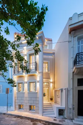 Ipelhome Plaka Boutique Apartments Hotels in Plaka