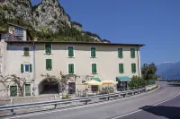 Prà de la Fam Hotel & Apartments - Pet friendly