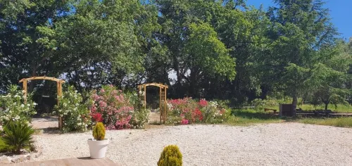 Au Charme de Pépiole Hotels in Six-Fours-les-Plages