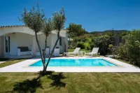 Limone Beach Resort - Pools