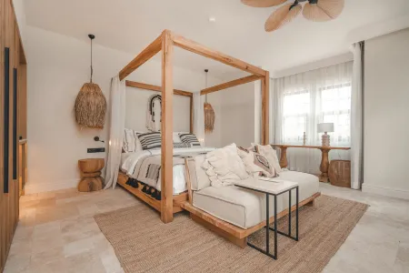 6 Rooms by Azumare