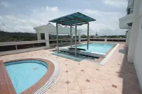 Parkview Hotel - Pools