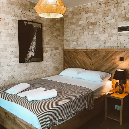 Fermaki Rooms - Adults Only