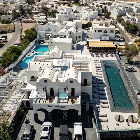 Santo Mangata Boutique Hotel Отели рядом с достопримечательностью «Древняя Фира»