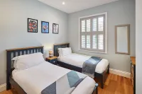 Host & Stay - the Old School House