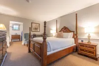 Dan'l Webster Inn and Spa Hotels in Sandwich