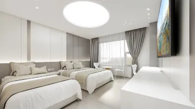 Lake  Hotel Các khách sạn gần Cheongdam Dong