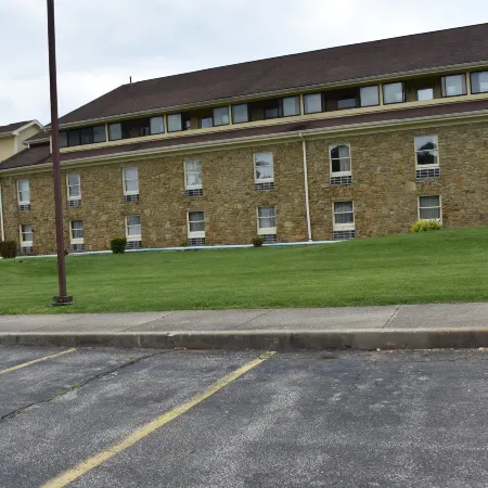 Quality Inn & Suites Bedford West