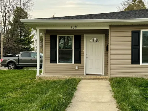 Downtown 2 Bedroom Triplex
