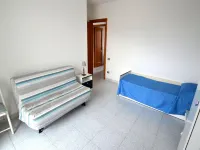 Charming Holiday Home Near the Beach with A Terrace, Pets - Parkplatz