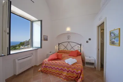 كاسا جورجيا Hotels near Windsurf & Kayak - Day Excursions & Rentals