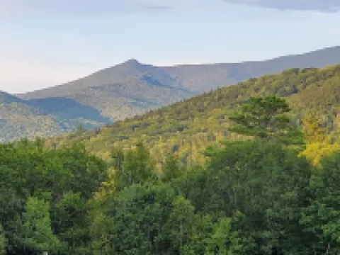 Waterville Estates NH Hotels in Campton