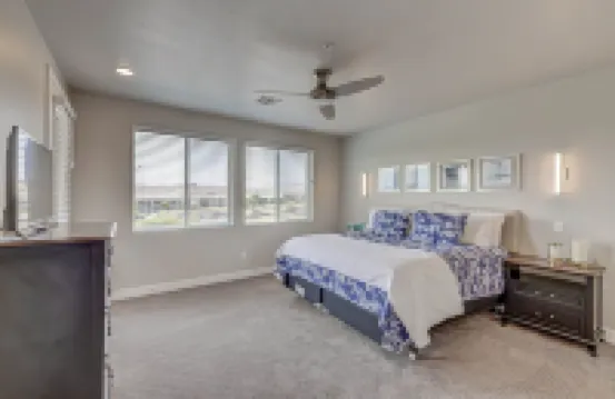 Golfers Getaway in Secluded and Quiet Setting, Golf Course and Mountain Views!