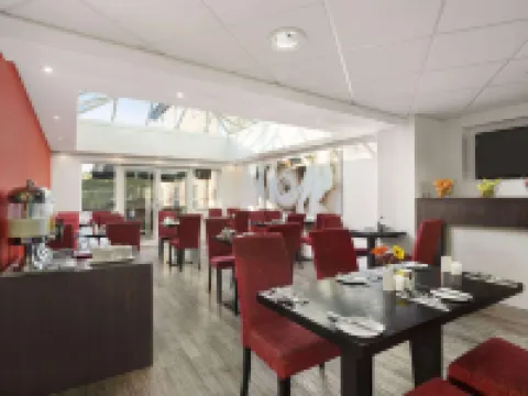 Ramada by Wyndham London Stansted Airport Hotels in Bishop's Stortford
