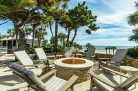 San Luis 4-star resort condo with ocean views, pool, & hot tub