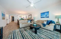 Stunning Gulf Views and Spacious Layout - Exquisite Beachfront Haven Hotels in Belleair Beach