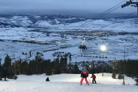 Ski-in/Ski-Out Access and Loft Space - Inviting Family Retreat Hotel a Granby