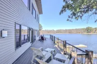 Shoreview Sunset Cottage