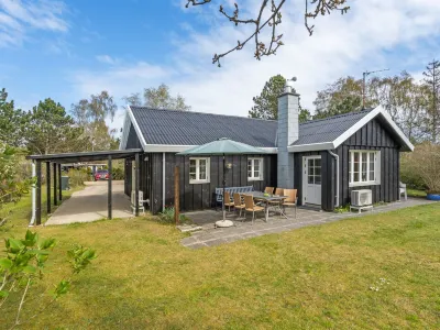 "Therman" - 1.5km from the Sea