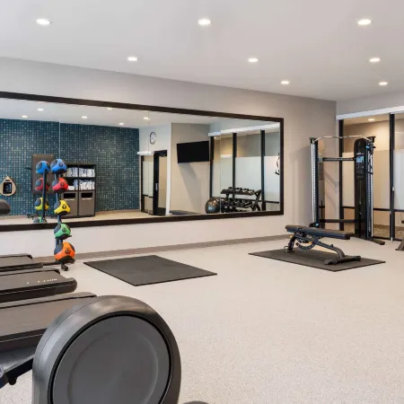 La Quinta Inn and Suites by Wyndham Lincoln