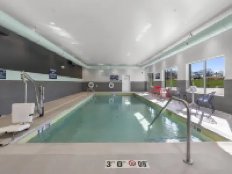 Tru by Hilton Cape Girardeau Hotels in Cape Girardeau County