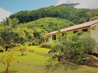 Huahine - Tipanier House