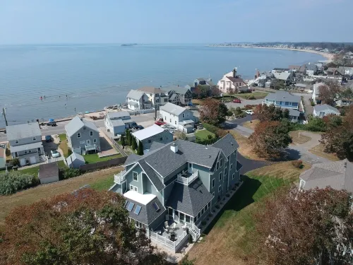 Brand New,  Villa Je t’aime, Across the Street from the beach, Sleeps 6 adults