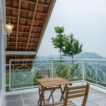 Hilltop Camp, Lembang