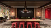Stunning 4-Br Houses with on-Site Pool Hotels in Bloomington