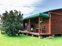 Hunter Hideaway Cottages Hotels in Lovedale