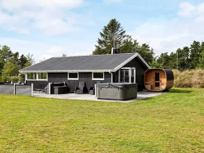 6 Person Holiday Home in Blavand Hotels near Tirpitz