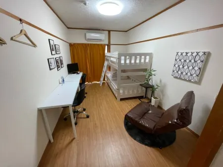 Residential Hotel Yamato-H Shimokitazawa 207 Отели рядом со станцией Ж/д станция Сэйдзёгакуэн-маэ (Seijo Gakuenmae)