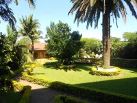 River Hotel Hotels near Igreja Universal