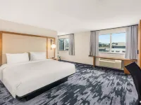 Fairfield Inn & Suites Seattle Downtown/Seattle Center Hotels near Space Needle
