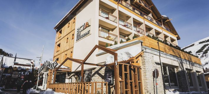 Hotel Base Camp Lodge - les 2 Alpes Hotels in Isère