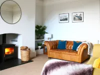 Beautiful 6-Bed - Sleeps 12 - Stunning Views Hotels in Lynton