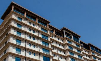 Brut Hotel