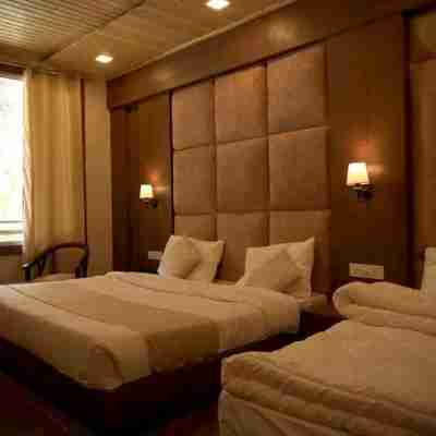 Hotel Vasudeva Inn Rooms