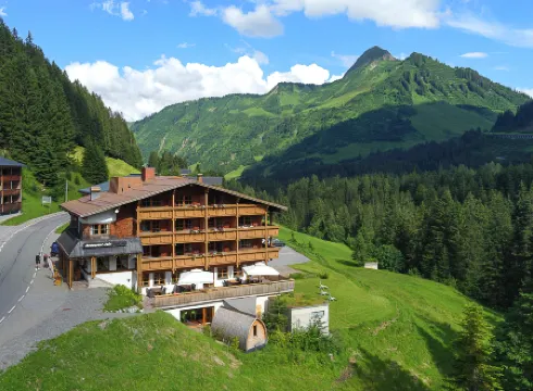 Alpine Lifestyle Berghotel Madlener