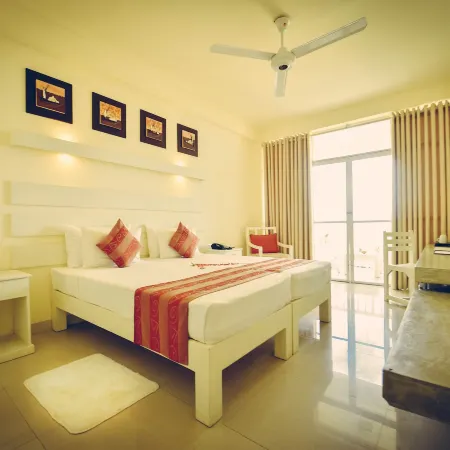 Beacon Beach Hotel Negombo