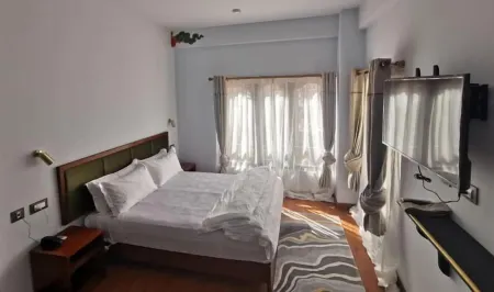 Ludrong Hotel