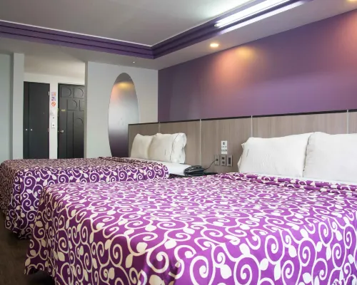 Hotel Max โรงแรมในเม็กซิโกซิตี้